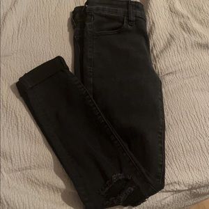 Black American Eagle Jeans. Size: 0